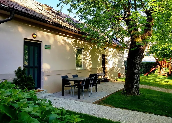 Tivoli Park Apartment